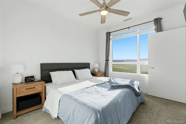$242,737 | 5702 Central Park Boulevard, Unit 322, Denver, CO 80238