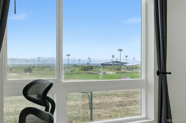 $242,737 | 5702 Central Park Boulevard, Unit 322, Denver, CO 80238