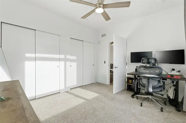 $242,737 | 5702 Central Park Boulevard, Unit 322, Denver, CO 80238