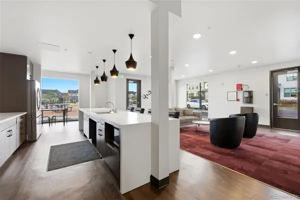 $242,737 | 5702 Central Park Boulevard, Unit 322, Denver, CO 80238