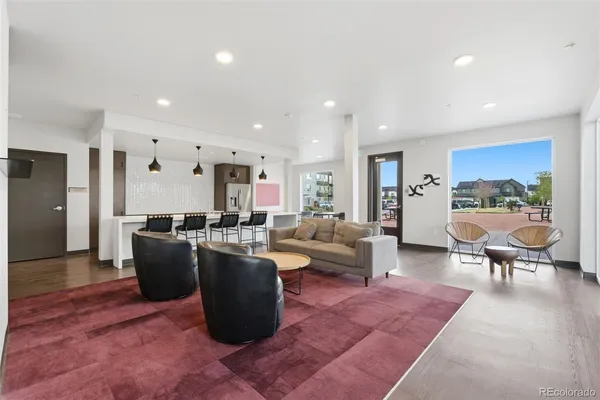 $242,737 | 5702 Central Park Boulevard, Unit 322, Denver, CO 80238