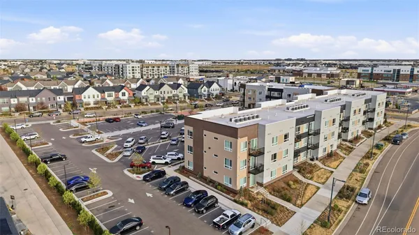 $242,737 | 5702 Central Park Boulevard, Unit 322, Denver, CO 80238