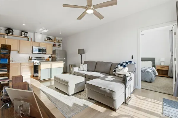 $242,737 | 5702 Central Park Boulevard, Unit 322, Denver, CO 80238