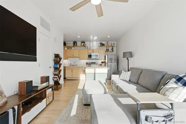 $242,737 | 5702 Central Park Boulevard, Unit 322, Denver, CO 80238