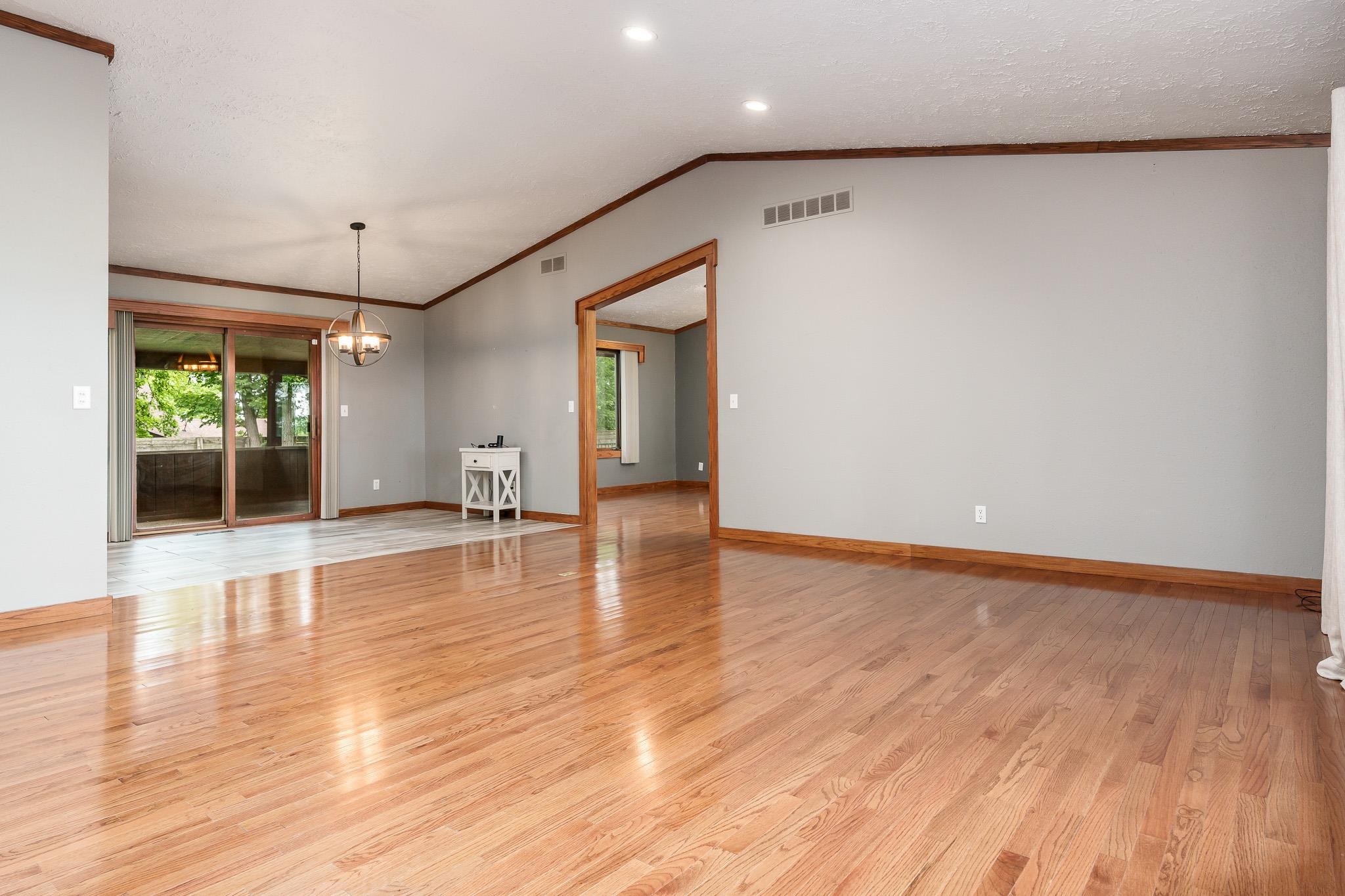 5491 Tate Road Rockford, IL 61101 - Photo 20 of 56