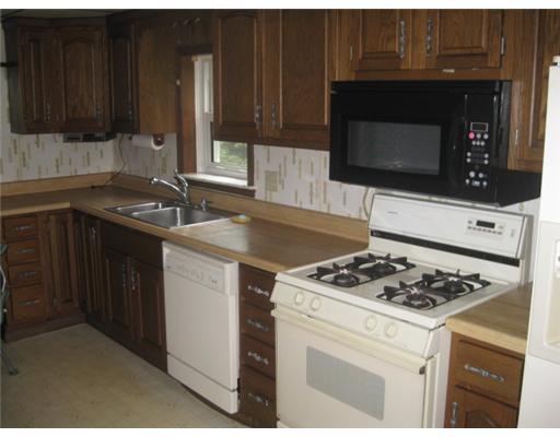 109 Sawmill Road Kittanning, PA 16201 - Photo 3 of 7 Kitchen.