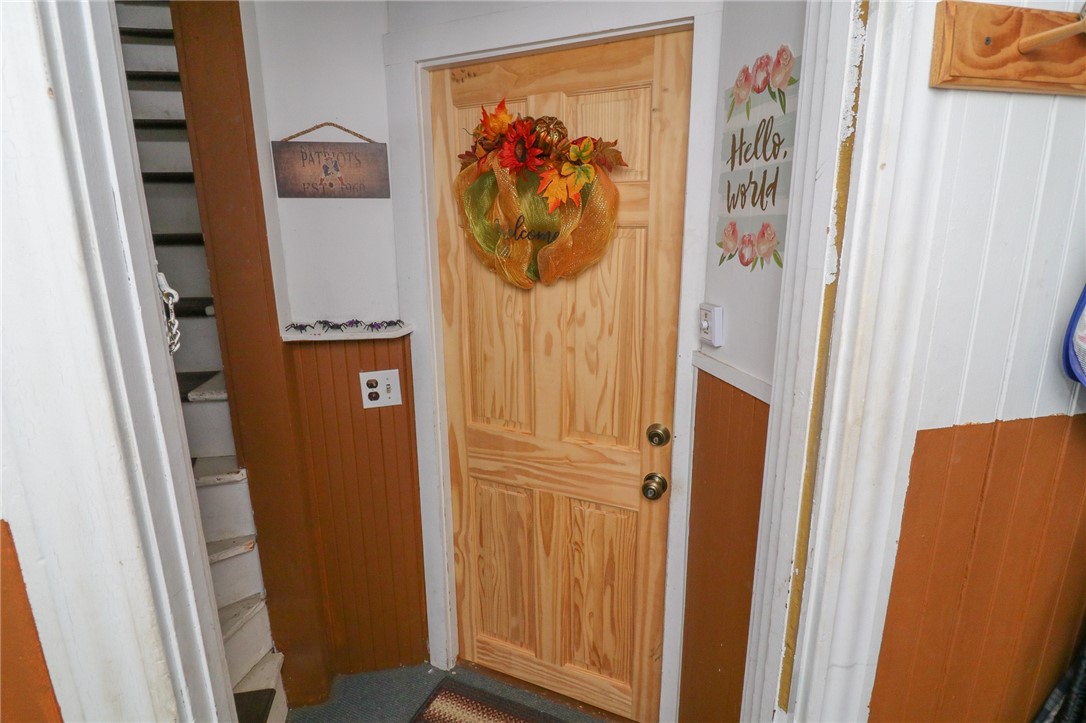 209 River Road Lincoln, RI 02865 - Photo 13 of 42