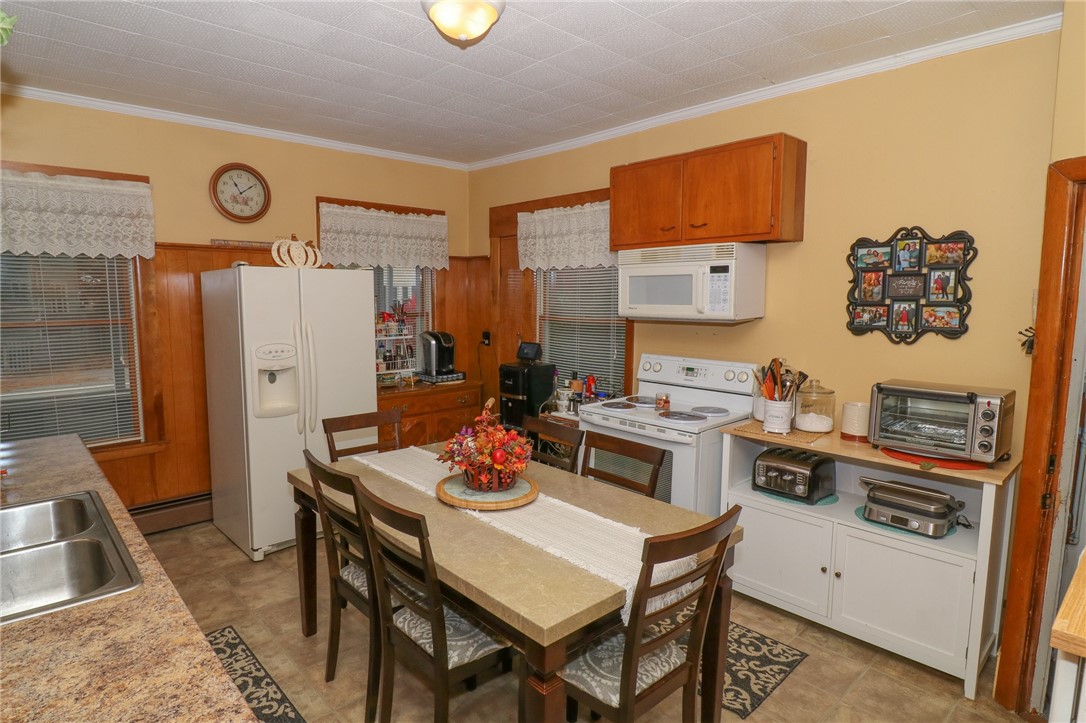209 River Road Lincoln, RI 02865 - Photo 15 of 42