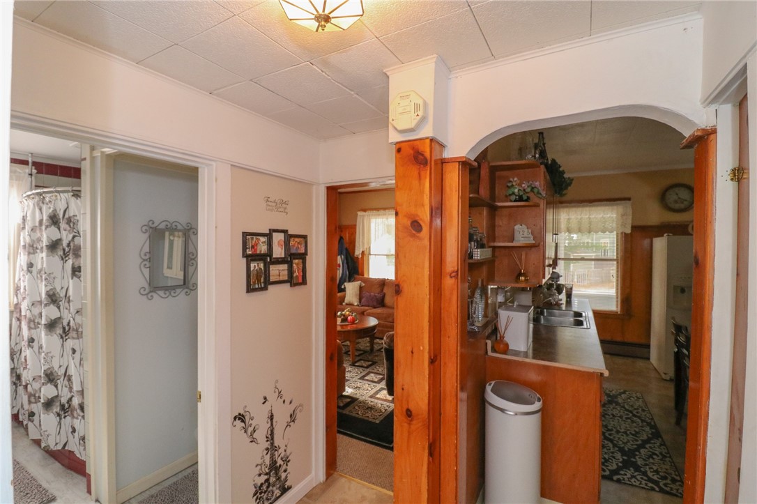 209 River Road Lincoln, RI 02865 - Photo 17 of 42