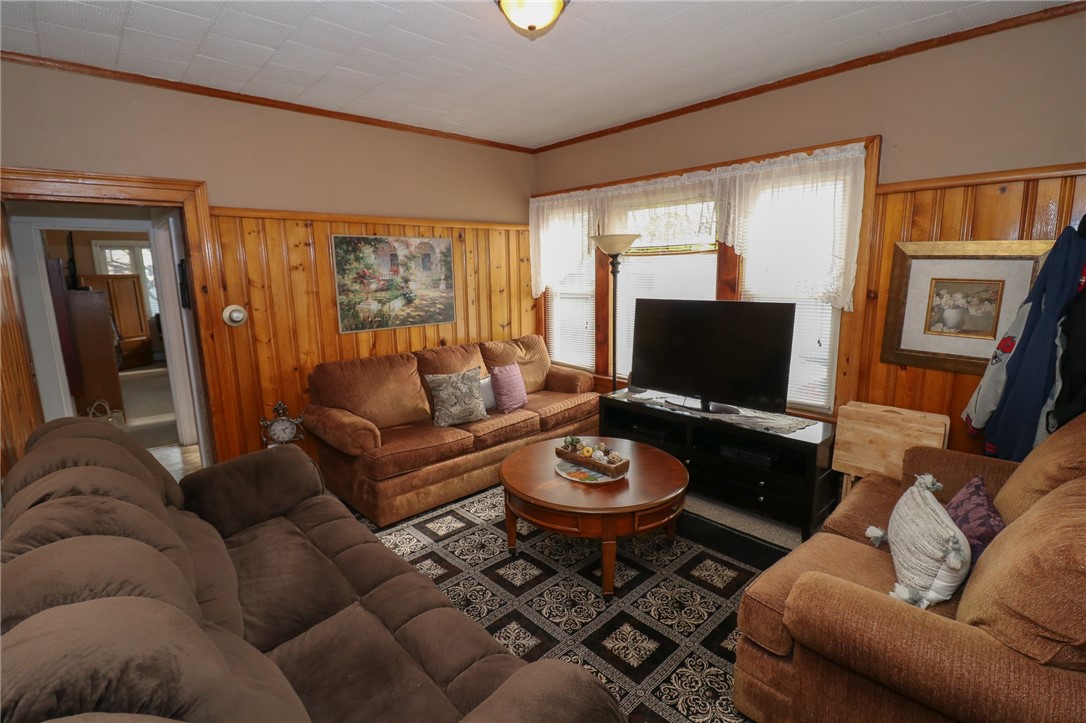 209 River Road Lincoln, RI 02865 - Photo 18 of 42