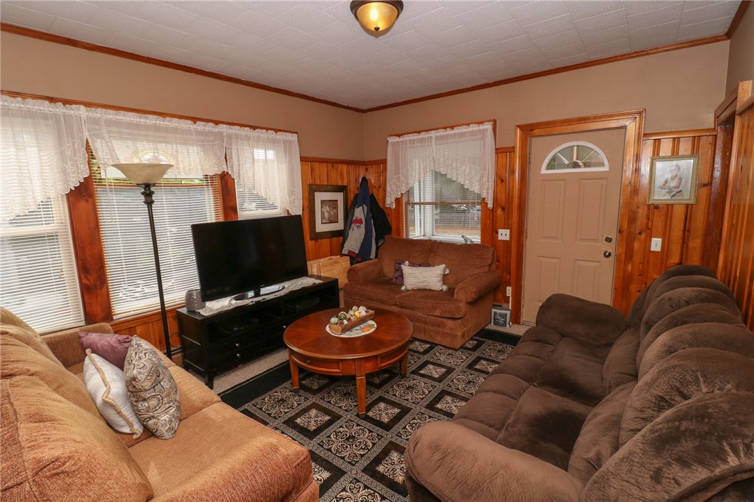 209 River Road Lincoln, RI 02865 - Photo 19 of 42