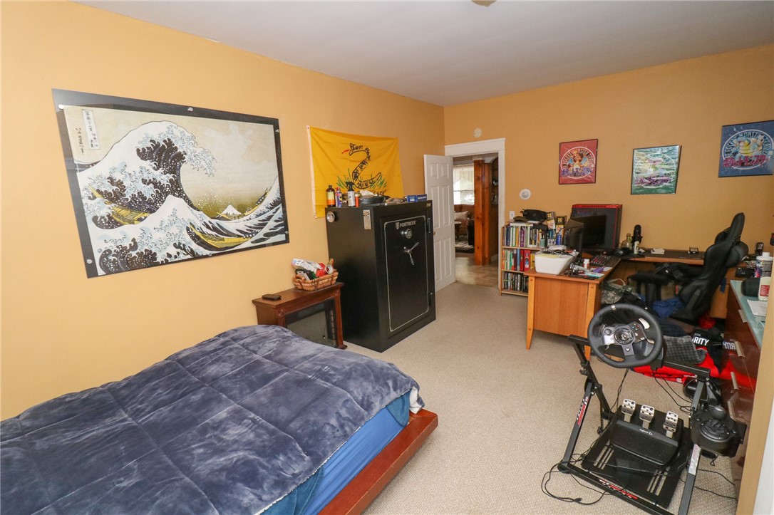 209 River Road Lincoln, RI 02865 - Photo 21 of 42