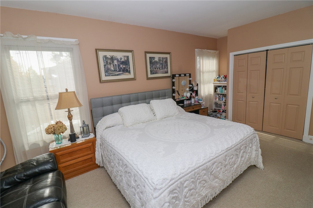 209 River Road Lincoln, RI 02865 - Photo 23 of 42