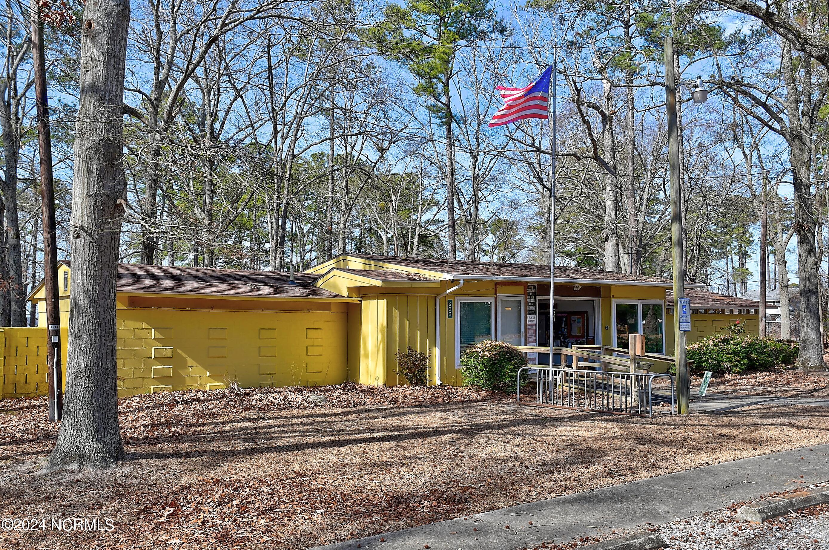 300 Bandon Road Edenton, NC 27932 - Photo 28 of 32 40-Arrowhead-Beach-Clubhouse