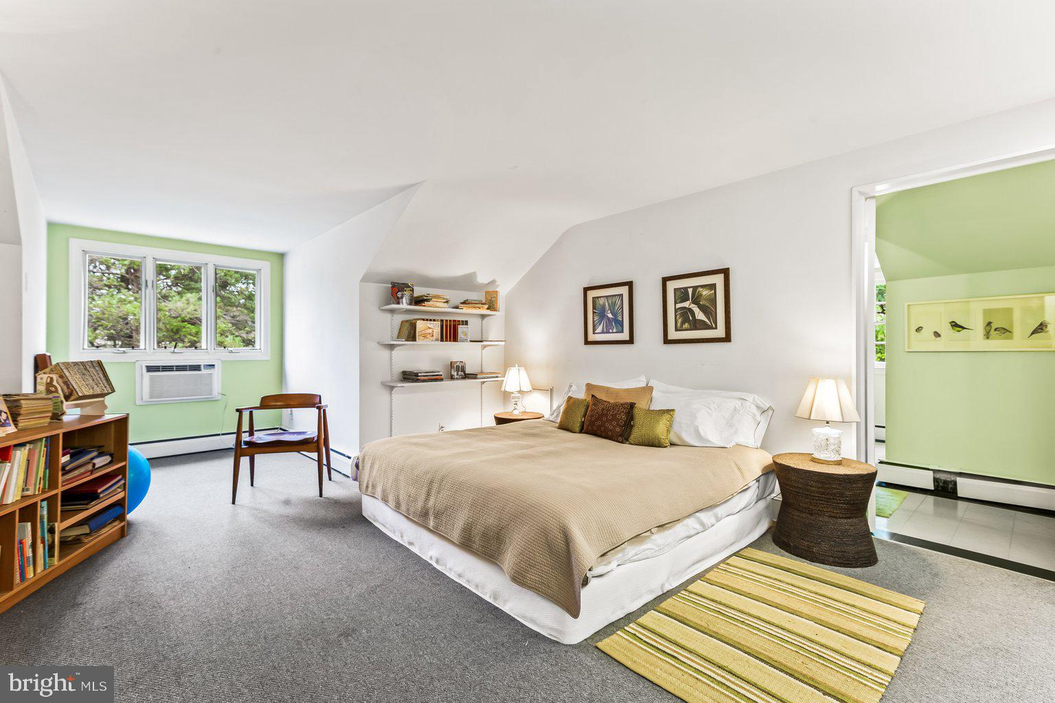 300 Somerset Road Baltimore, MD 21210 - Photo 39 of 48 3rd floor with full bath