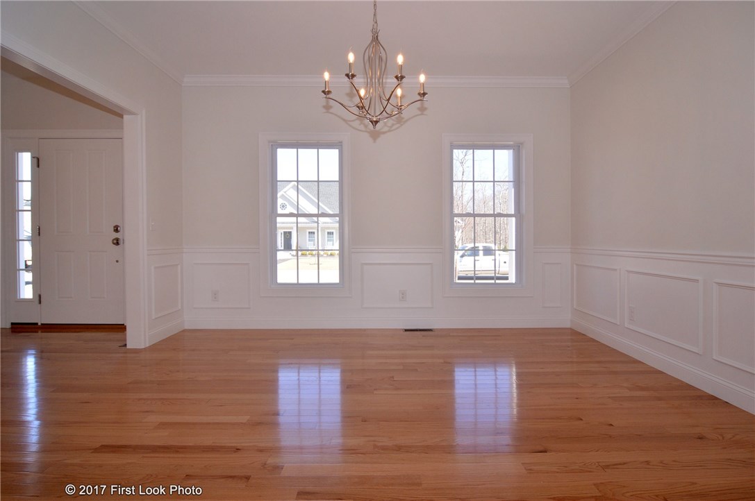 206 Rodman Lane North Kingstown, RI 02852 - Photo 12 of 29