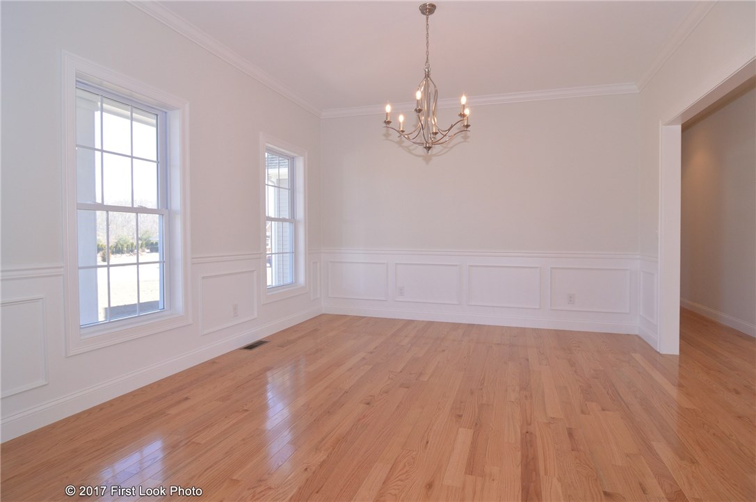 206 Rodman Lane North Kingstown, RI 02852 - Photo 14 of 29