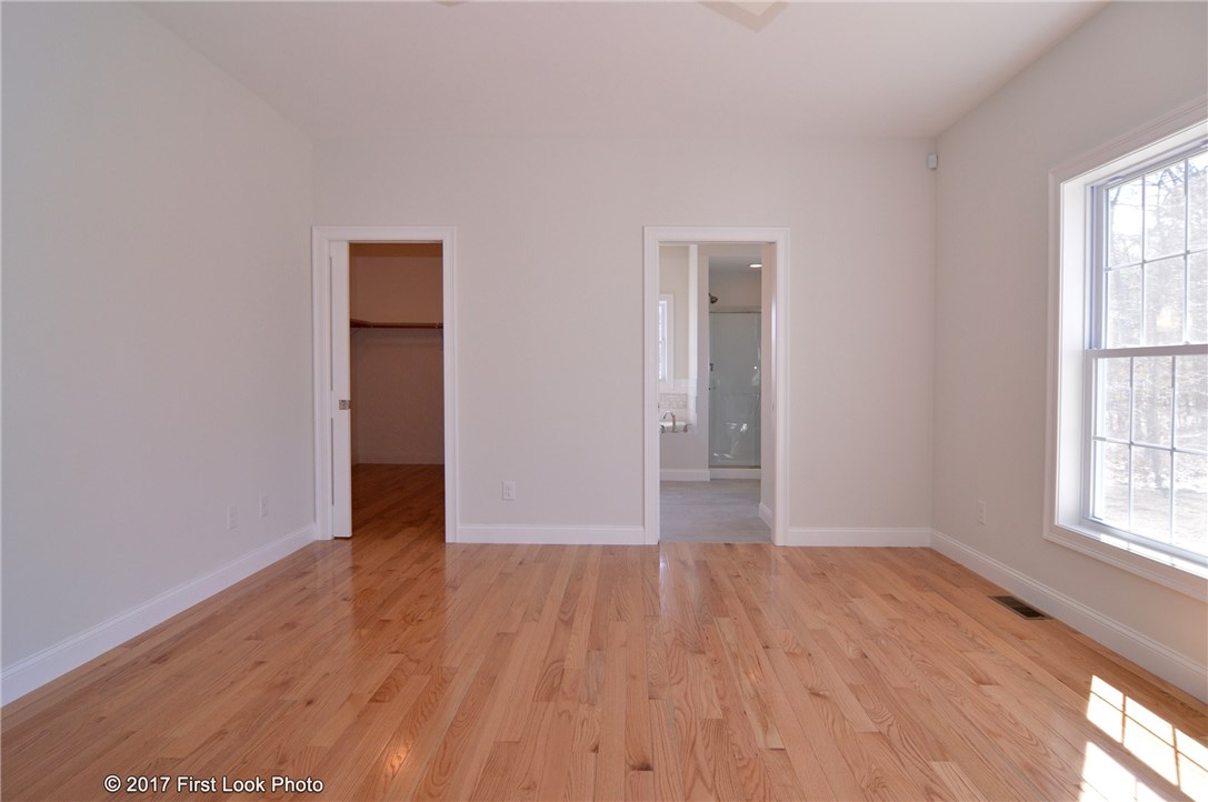 206 Rodman Lane North Kingstown, RI 02852 - Photo 21 of 29