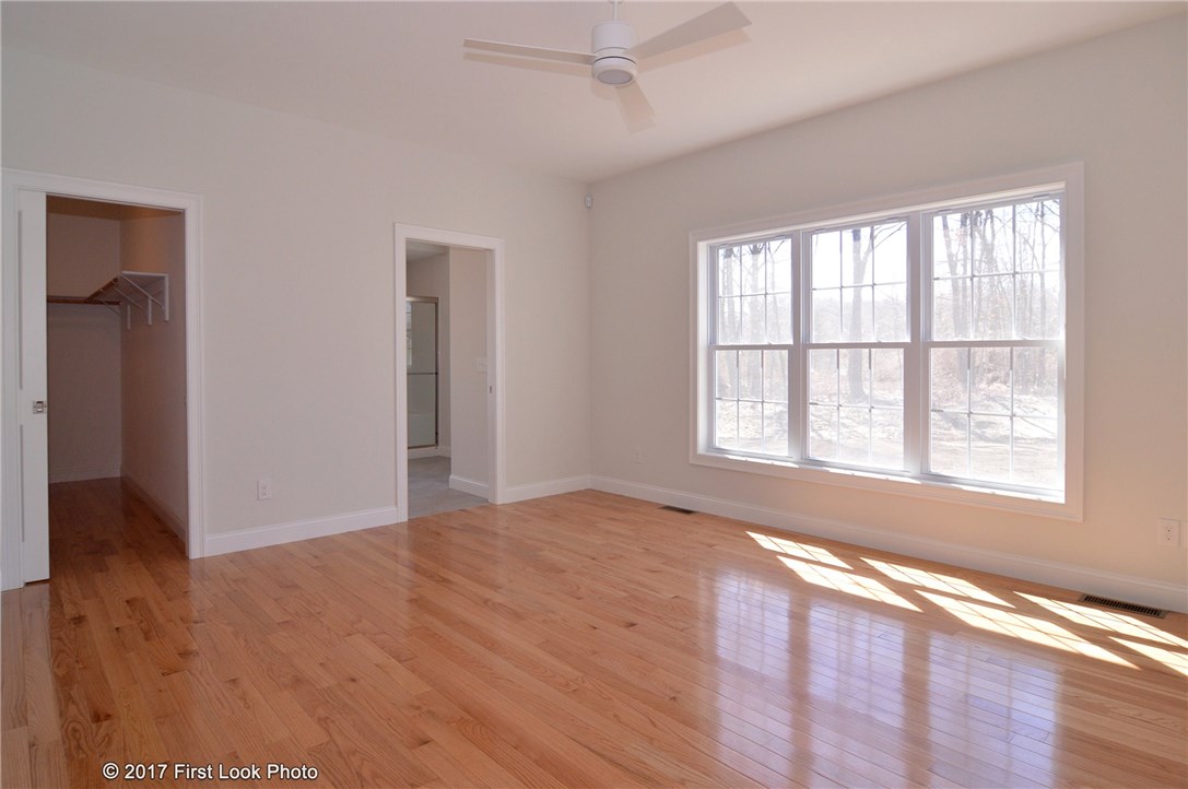 206 Rodman Lane North Kingstown, RI 02852 - Photo 24 of 29