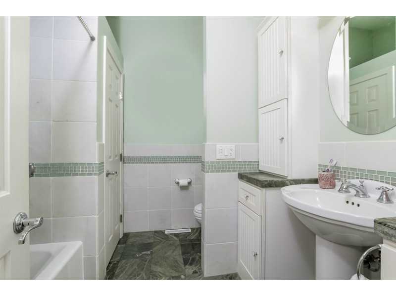 1 Weaver Road Johnston, RI 02919 - Photo 16 of 21 Bathroom.