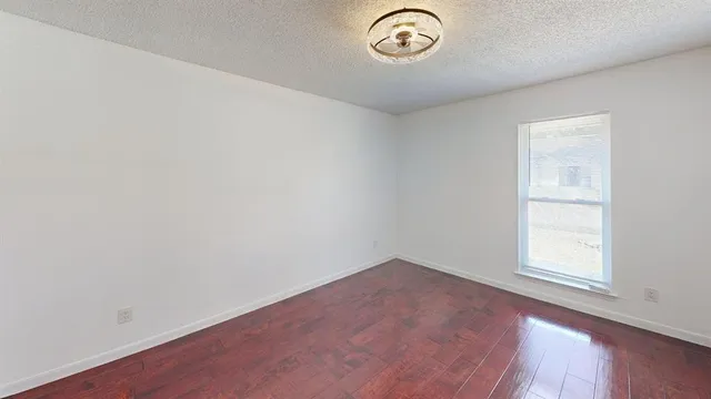 $2,350 | 217 Creekside Lane, Coppell, TX 75019