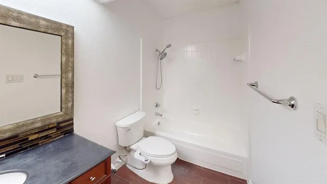 $2,350 | 217 Creekside Lane, Coppell, TX 75019