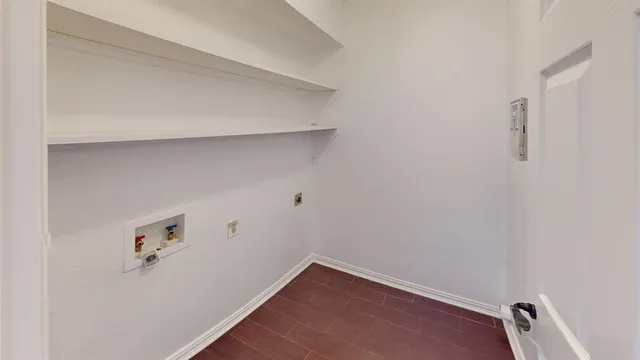 $2,350 | 217 Creekside Lane, Coppell, TX 75019