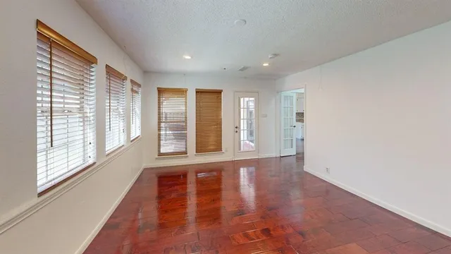 $2,350 | 217 Creekside Lane, Coppell, TX 75019