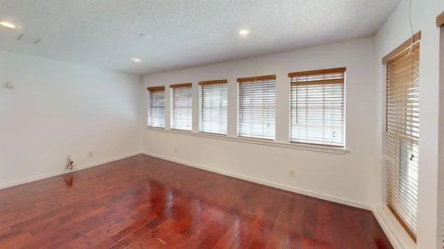 $2,350 | 217 Creekside Lane, Coppell, TX 75019