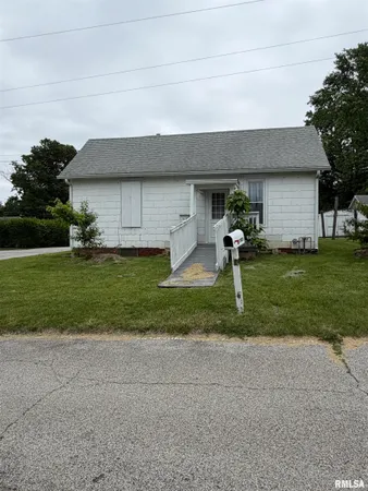 $20,000 | 3440 North Martin Luther King Jr Drive, Decatur, IL 62526