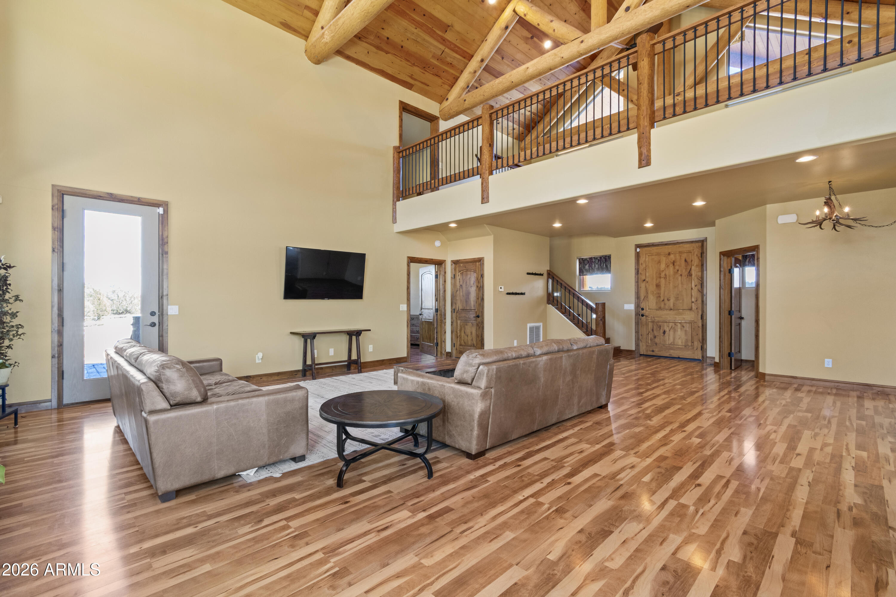 816 Fern Way Show Low, AZ 85901 - Photo 14 of 93 Living area 2