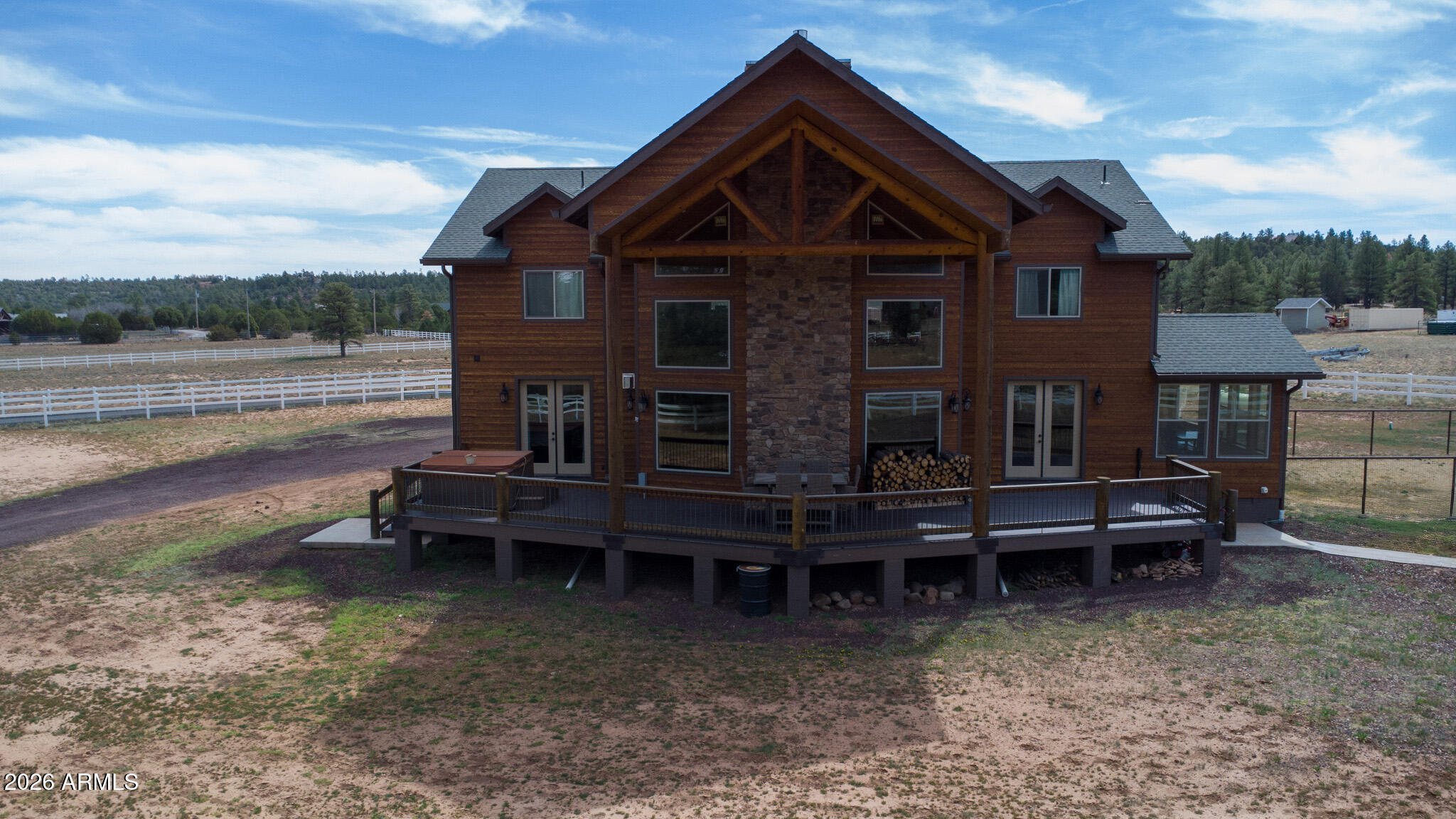 816 Fern Way Show Low, AZ 85901 - Photo 4 of 93 a front view of a house with a yard