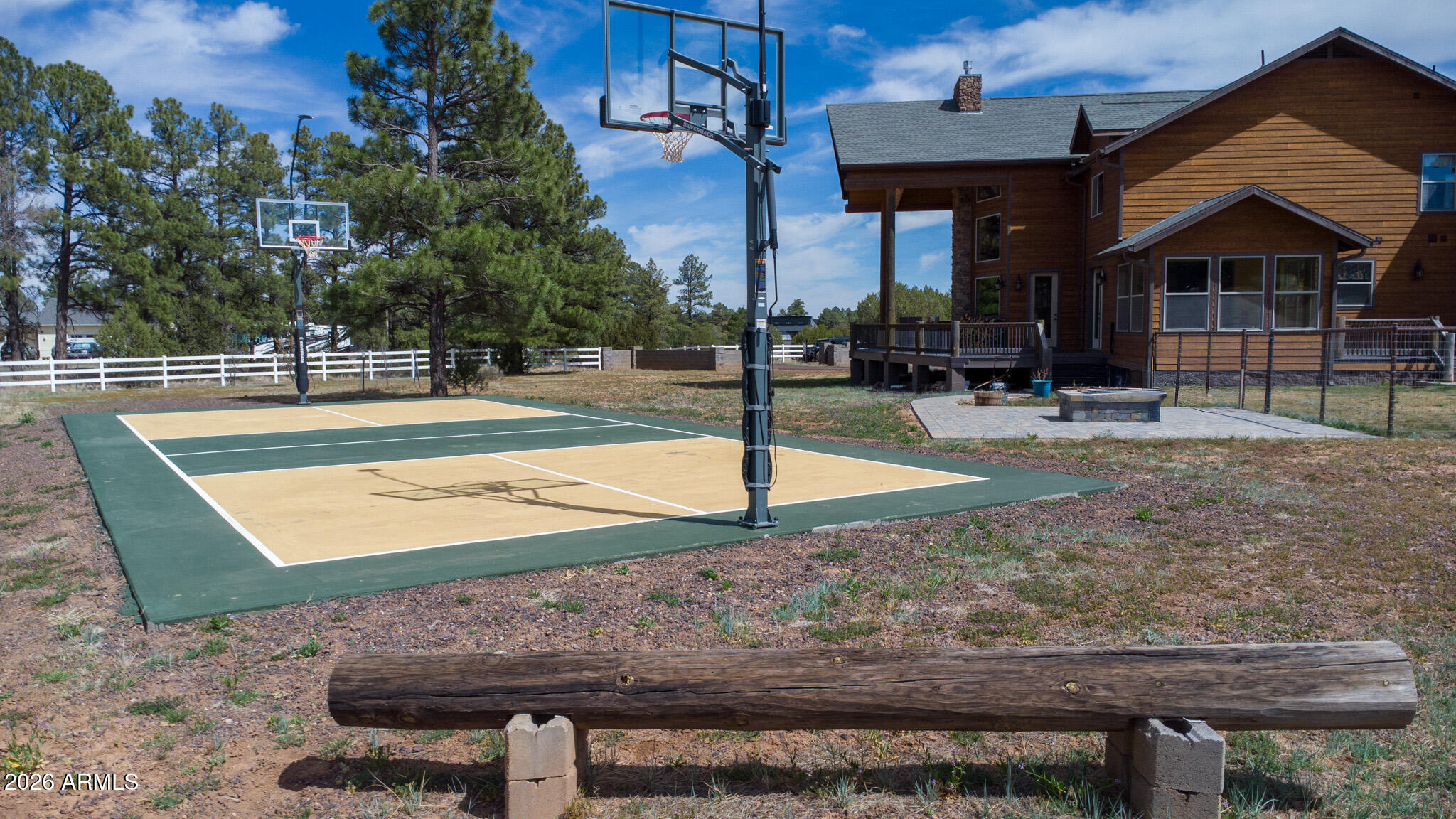 816 Fern Way Show Low, AZ 85901 - Photo 83 of 93 a view of a backyard with sitting area