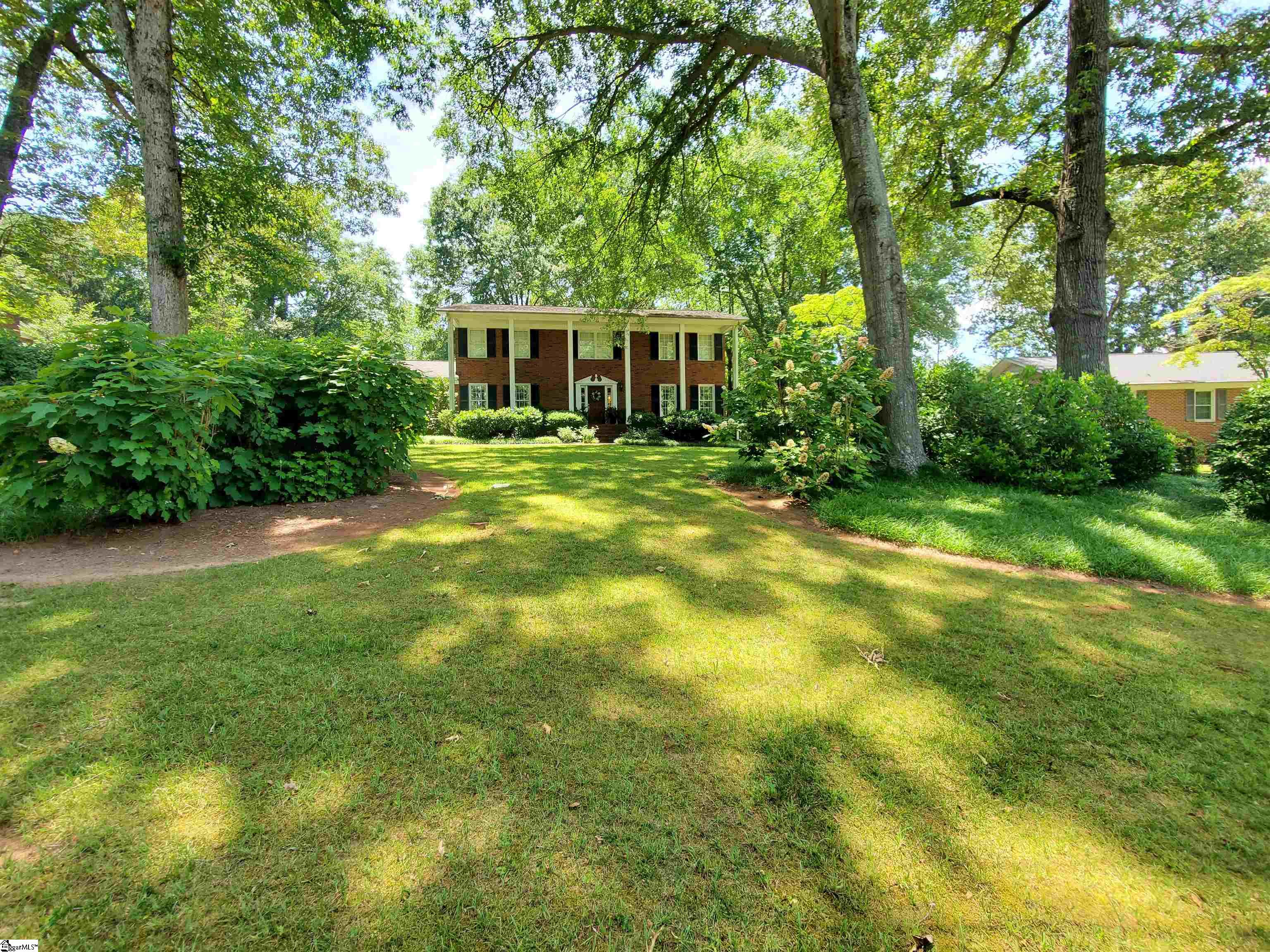 407 Laurel Road Easley, SC 29642 - Photo 1 of 31 Gallery Image 1