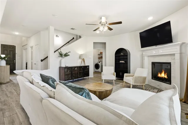 $420,000 | 1013 Wildwood Drive, Joshua, TX 76058