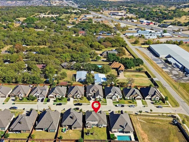 $420,000 | 1013 Wildwood Drive, Joshua, TX 76058