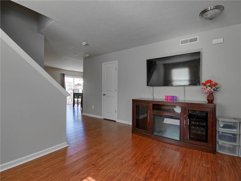 4516 Bow Ridge Lane Indianapolis, IN 46239 - Photo 9 of 39 Gallery Image 9