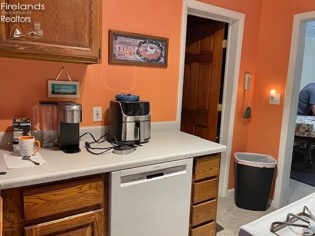 807 Heidelberg Road Toledo, OH 43615 - Photo 9 of 34 Gallery Image 9