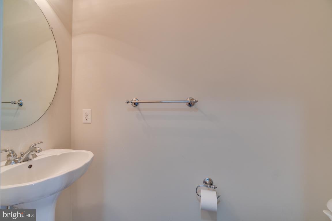 3547 White Hall Road King George, VA 22485 - Photo 24 of 51 Main level half bath!