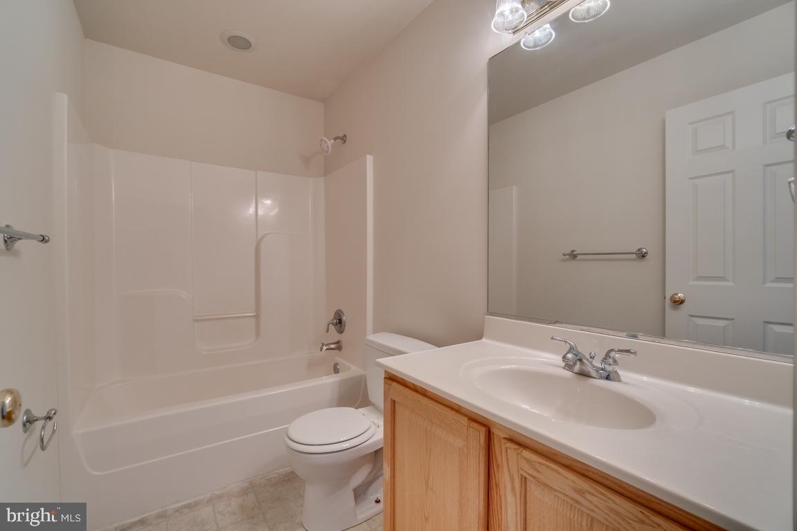 3547 White Hall Road King George, VA 22485 - Photo 34 of 51 Full bath!