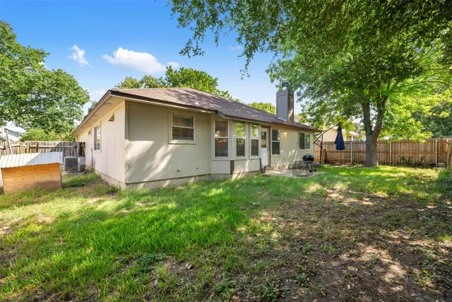 $250,000 | 516 Jefferson Lane, Georgetown, TX 78626