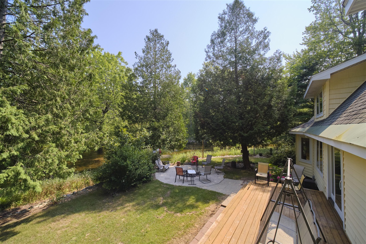 9670 South County Line Road Manistee, MI 49660 - Photo 3 of 97