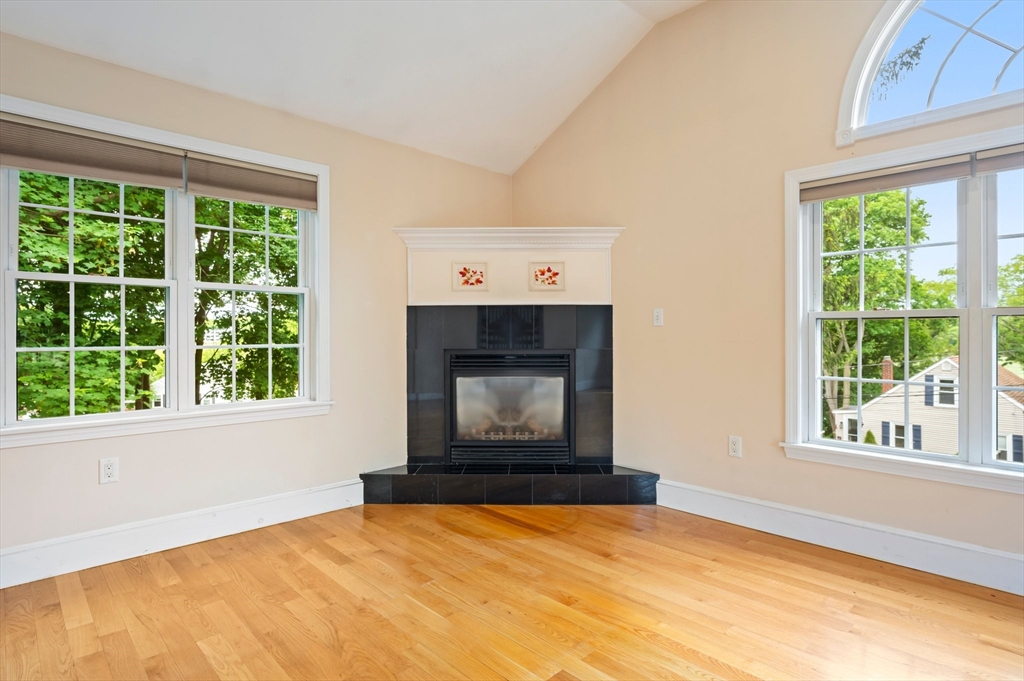 119 Clinton Road Weymouth, MA 02189 - Photo 11 of 29 Gallery Image 11