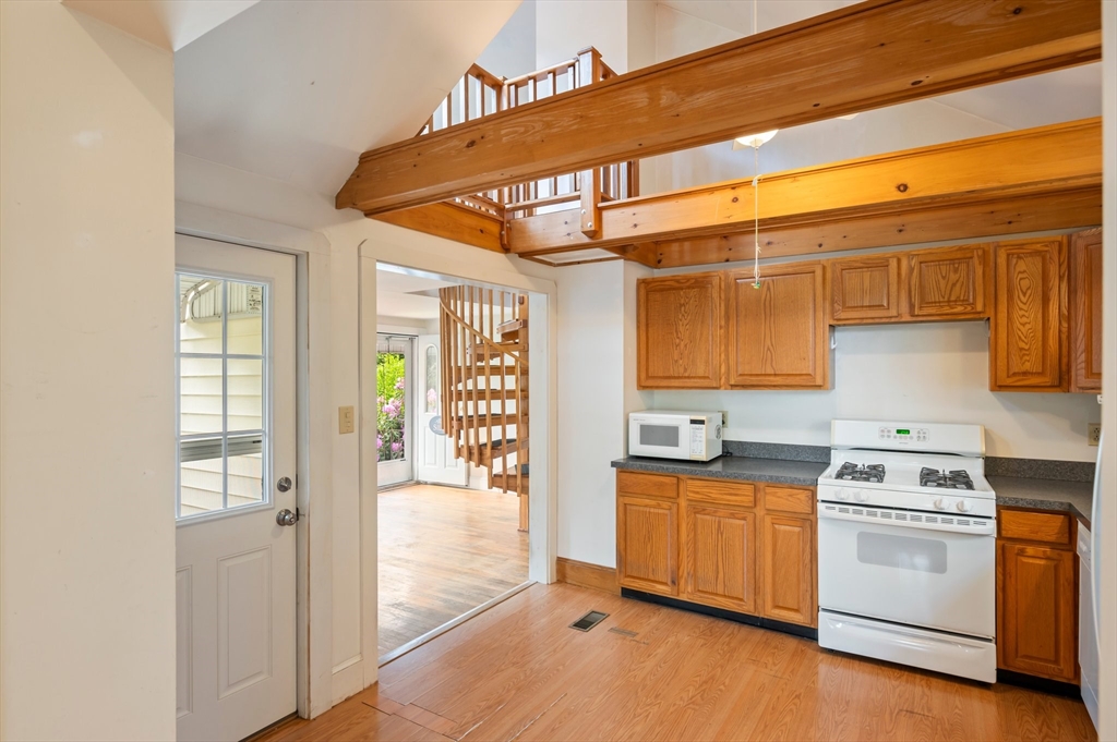119 Clinton Road Weymouth, MA 02189 - Photo 12 of 29 Gallery Image 12