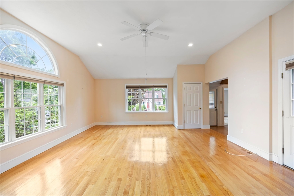 119 Clinton Road Weymouth, MA 02189 - Photo 10 of 29 Gallery Image 10