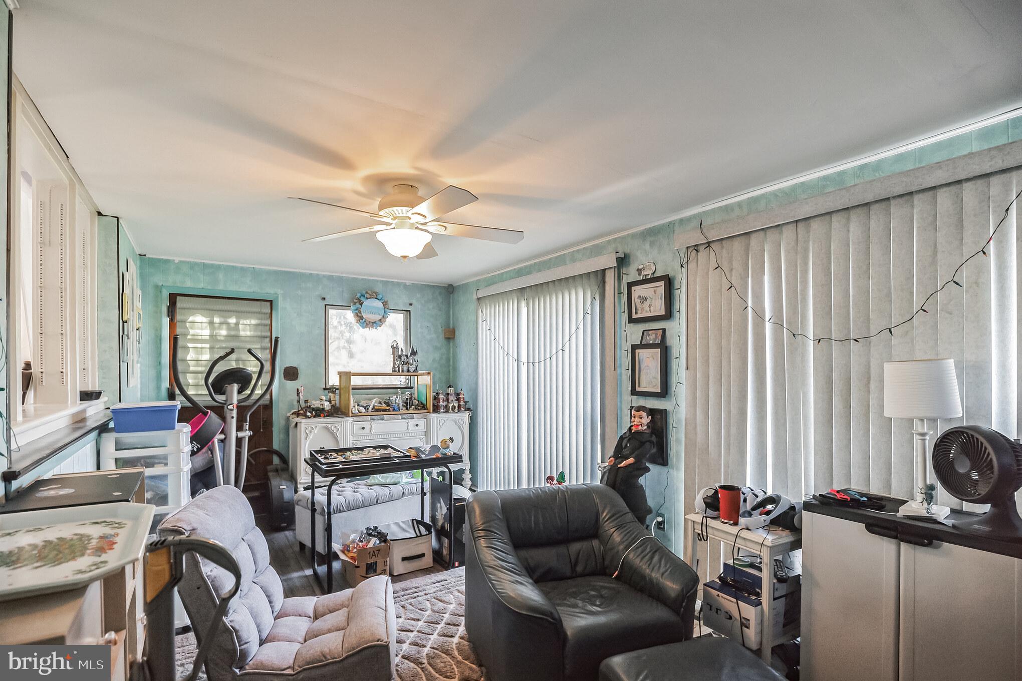 3318 Rhawn Street Philadelphia, PA 19136 - Photo 8 of 16 Gallery Image 8