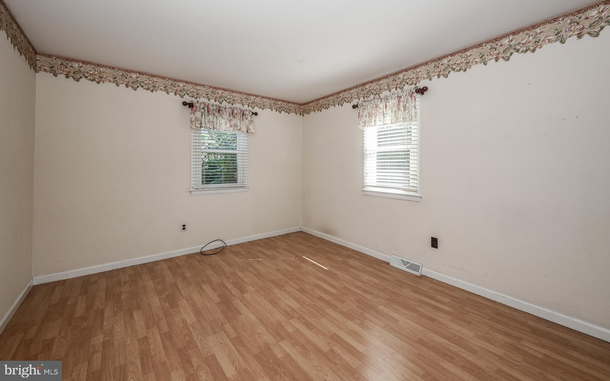1484 West Street Road Warminster, PA 18974 - Photo 13 of 39 Family Room
