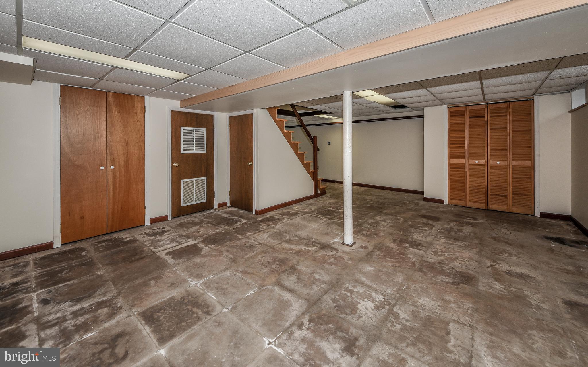1484 West Street Road Warminster, PA 18974 - Photo 18 of 39 Basment