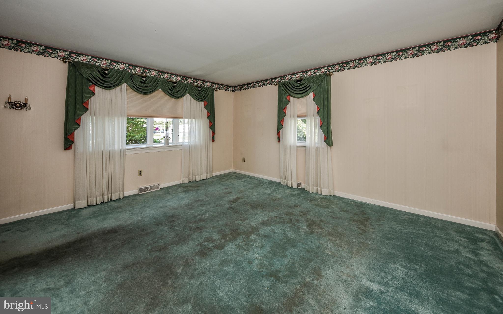 1484 West Street Road Warminster, PA 18974 - Photo 5 of 39 Front Living Room w Bow Window