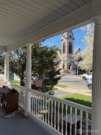 $575,000 | 206 East Union Avenue, Bound Brook, NJ 08805
